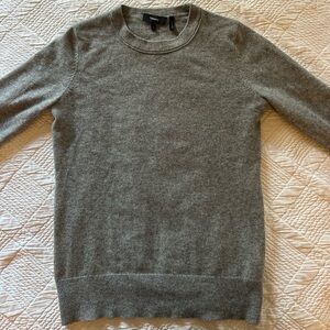 Theory Women's Light Gray Crewneck Sweater